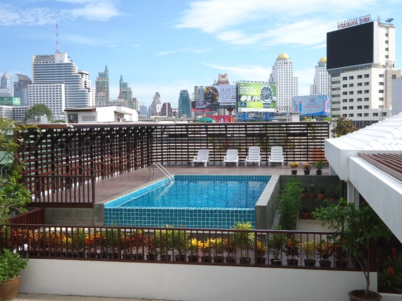 http://www.hong-pak.com/member_file/1676/swimming%20pool.jpg
