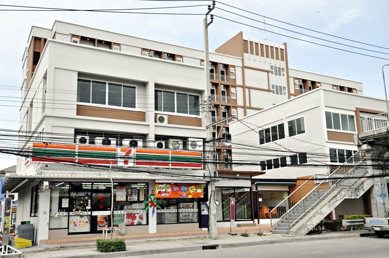 http://www.hong-pak.com/member_file/6282/001_Street.JPG